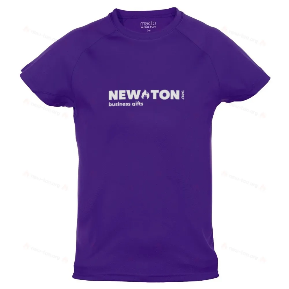 Детская спортивная футболка.