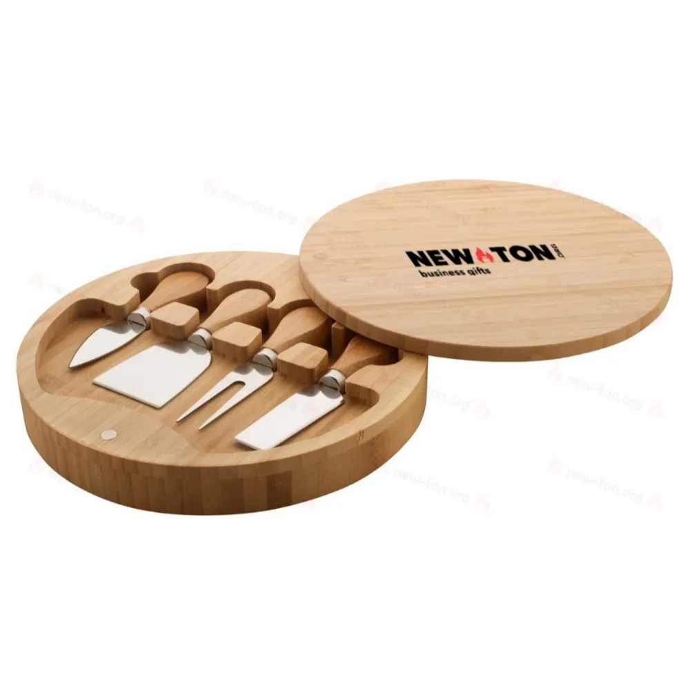 
                                                Abbamar cheese cutting board
                                                
