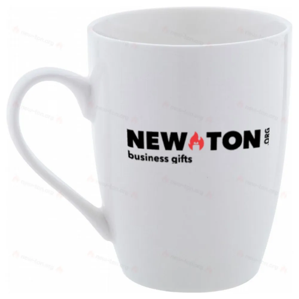 Фарфоровая кружка