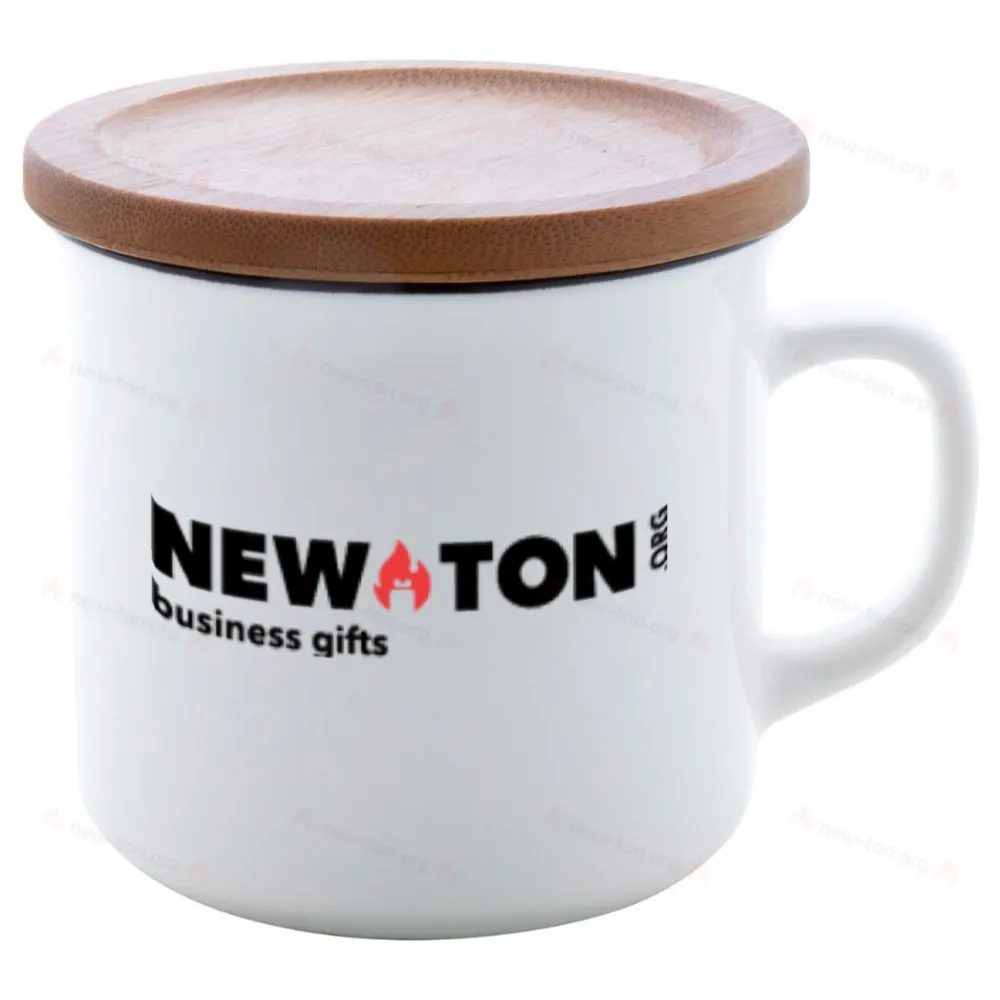 Фарфоровая кружка