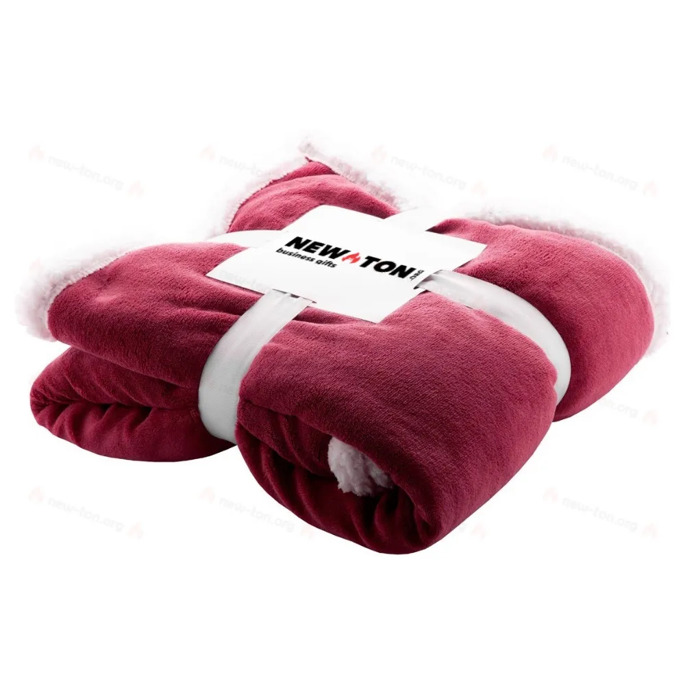 
                                                Из кораллового флиса
                                                