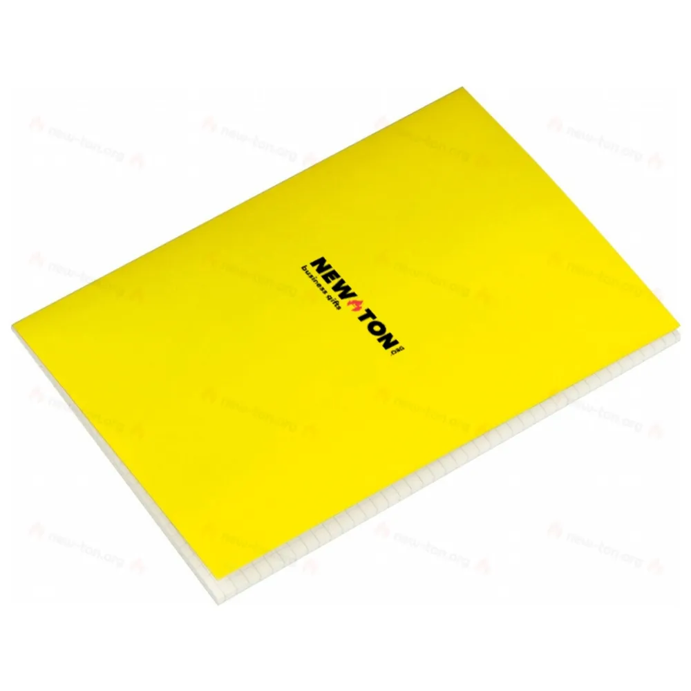 
                                                A5 notebook with plaid sheets
                                                