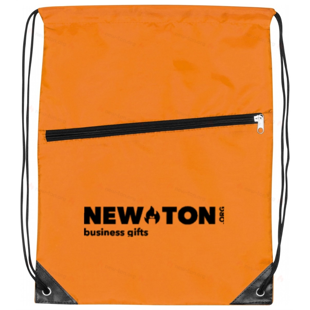 Спортивная сумка из переработанного ПЭТ