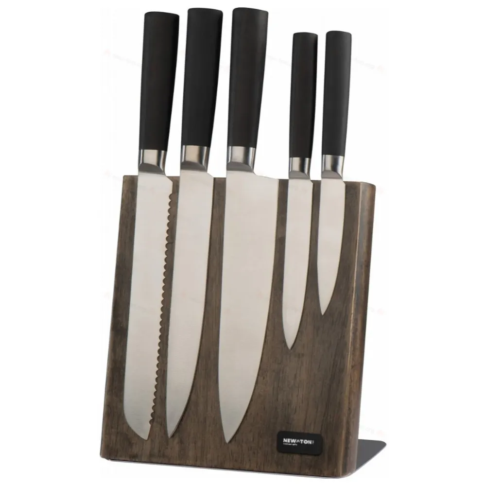 
                                                Knife set
                                                