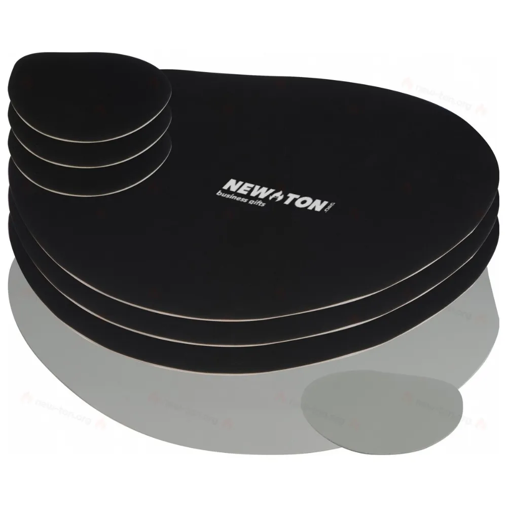 8 предметов сервировочных салфеток