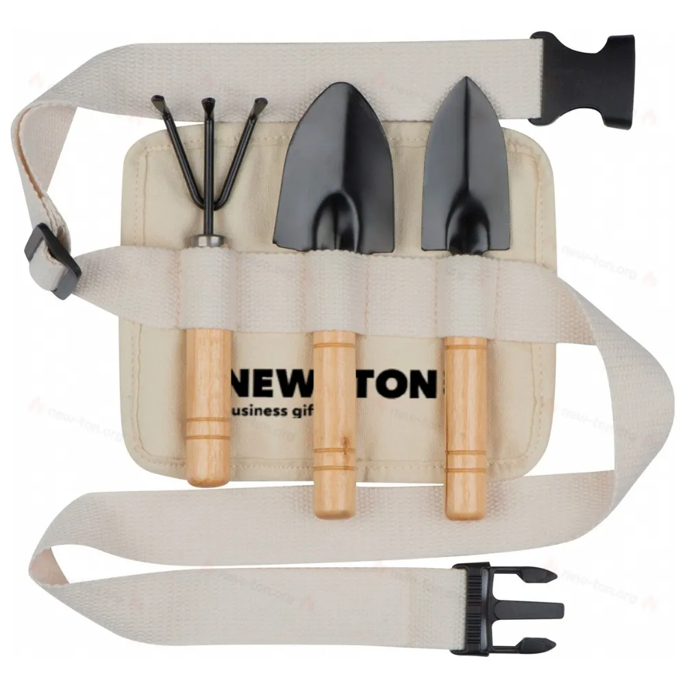 
                                            Garden tool set in a belt
                                            