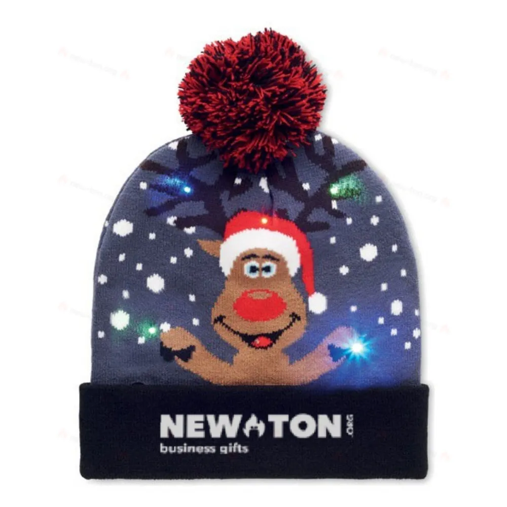 Шапка вязаная