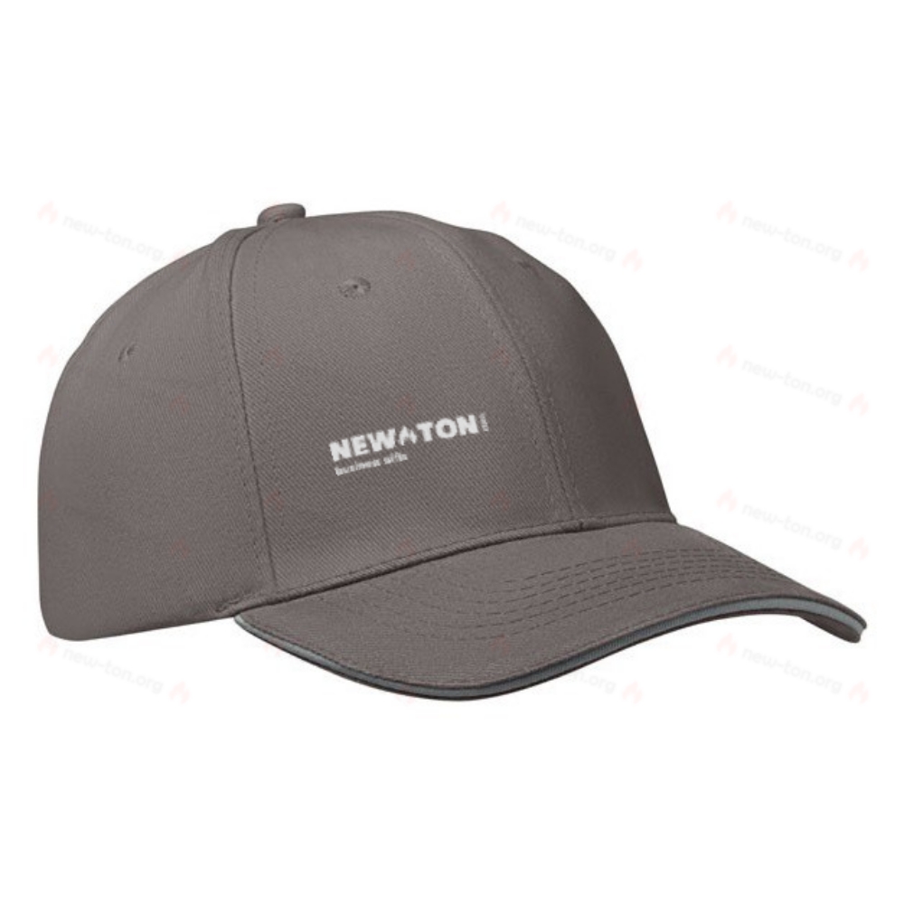 Бейсболка с 6 панелями