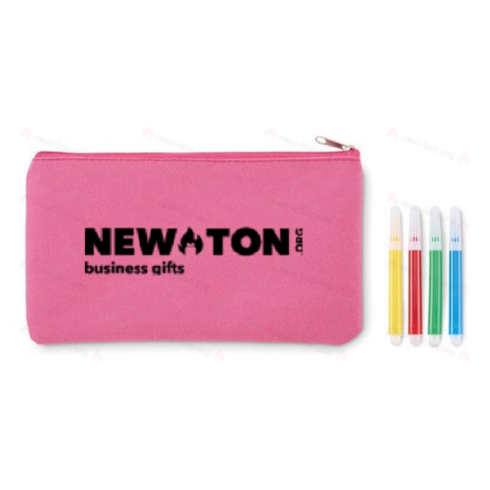 Пенал с фломастерами