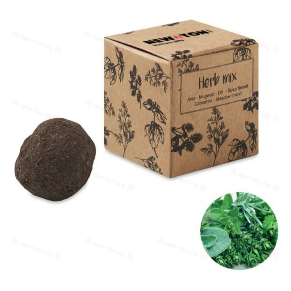 Бомбочка с семенами трав