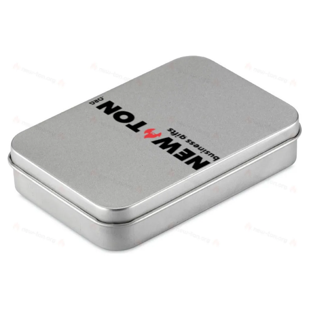 Игральные карты в коробочке