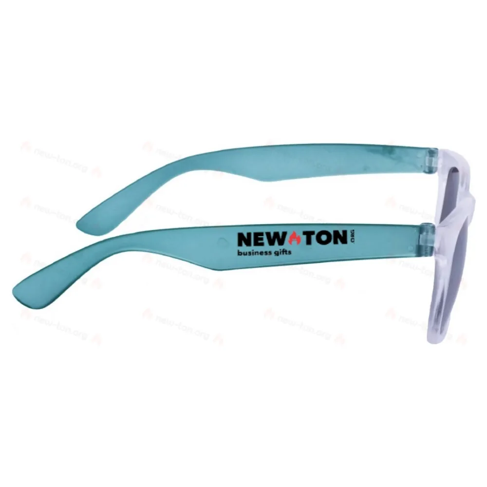 Очки солнцезащитные