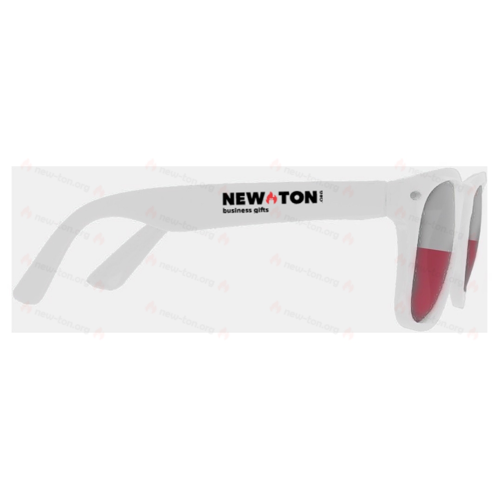 Очки солнцезащитные