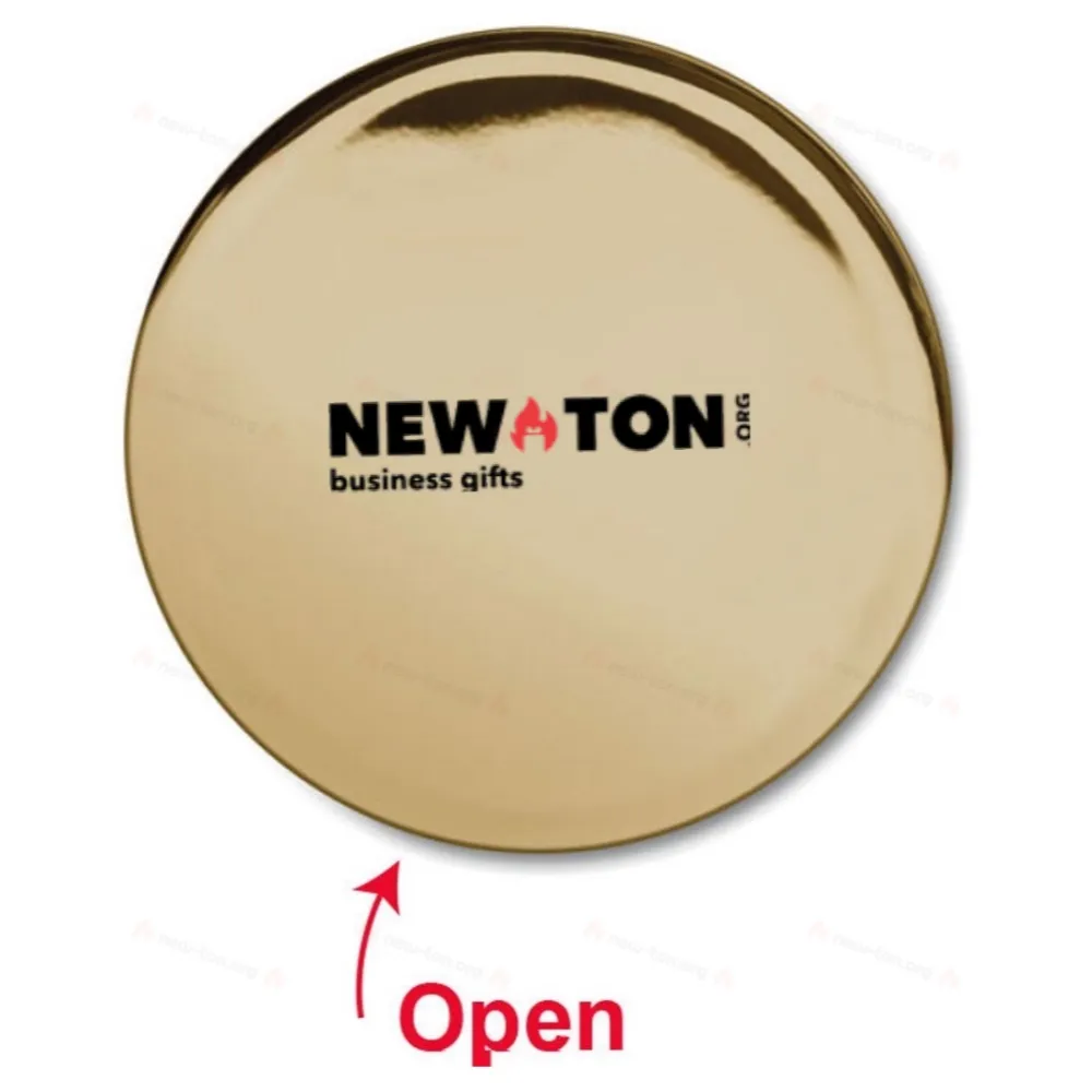 Зеркальце с бальзамом для губ