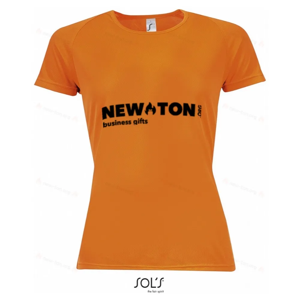 Спортивная женская футболка из полиэстера