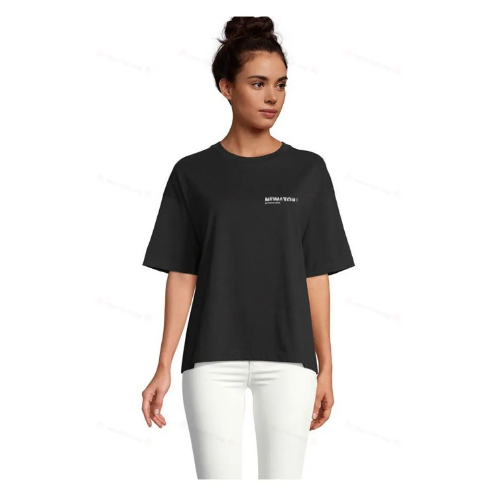 ЖЕНСКАЯ ФУТБОЛКА СВОБОДНОГО КРОЯ BOXY