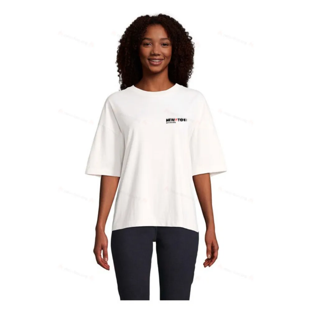 ЖЕНСКАЯ ФУТБОЛКА СВОБОДНОГО КРОЯ BOXY