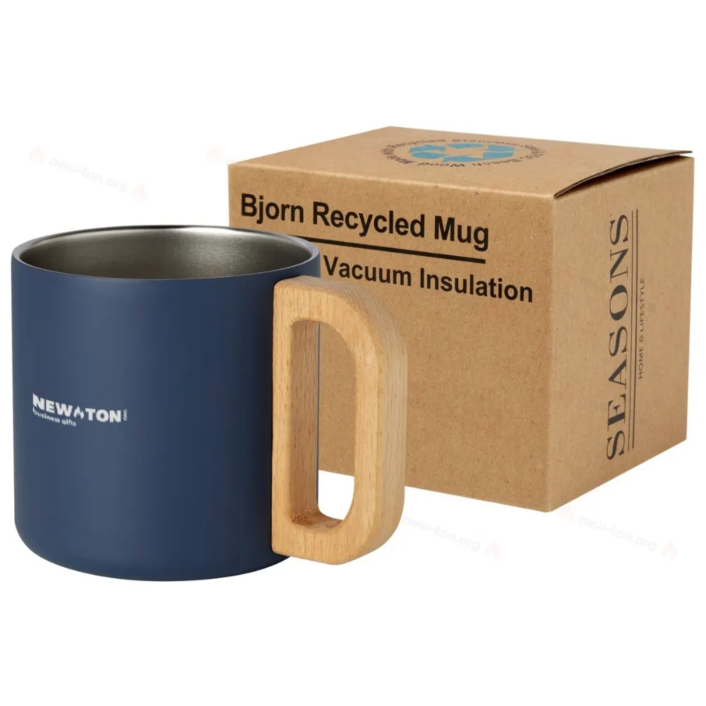 
                                            Bjorn stainless steel mug with RCS certification and copper vacuum insulation with a capacity of 360 ml.
                                            