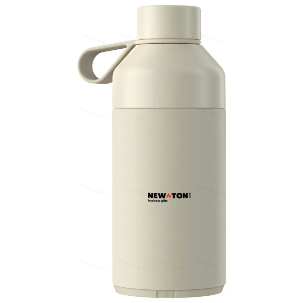 
                                            Ocean Bottle 750 ml vacuum insulated water bottle
                                            