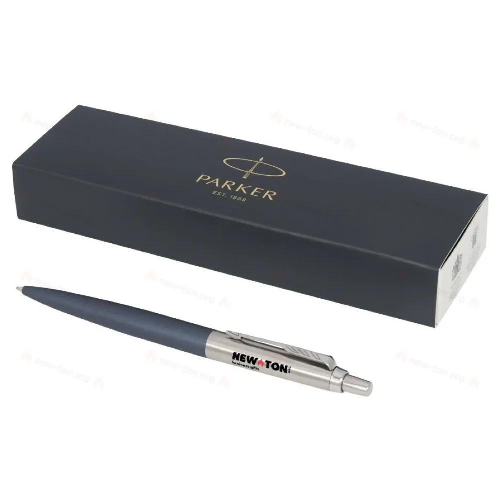 
                                            Parker Jotter XL matte with chrome trim ballpoint pen
                                            