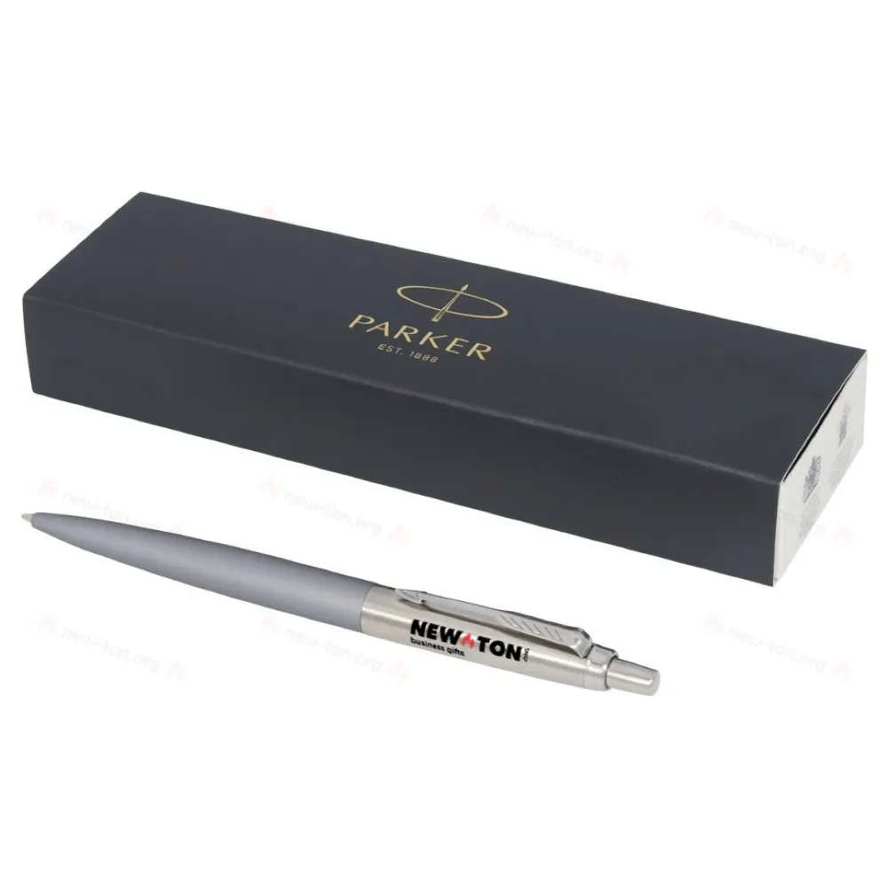 
                                            Parker Jotter XL matte with chrome trim ballpoint pen
                                            