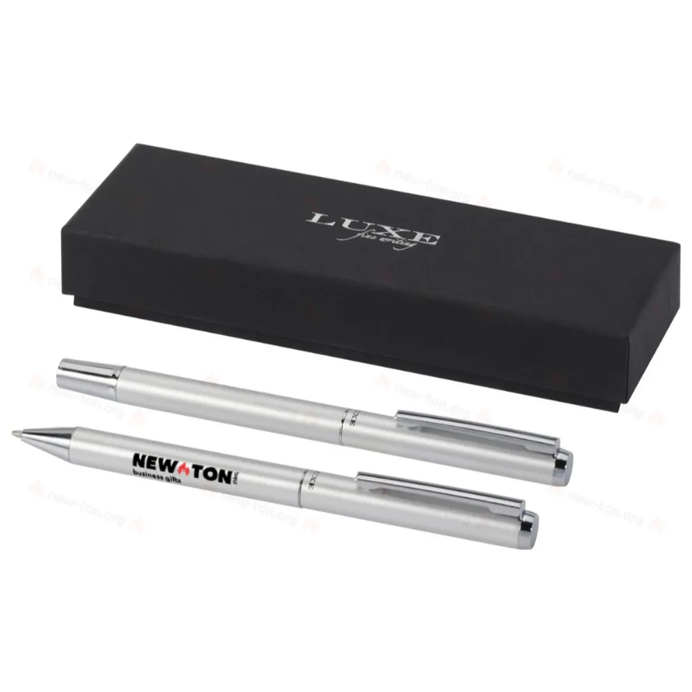 
                                            Lucetto gift set includes a recycled aluminum ballpoint pen and a rollerball pen.
                                            