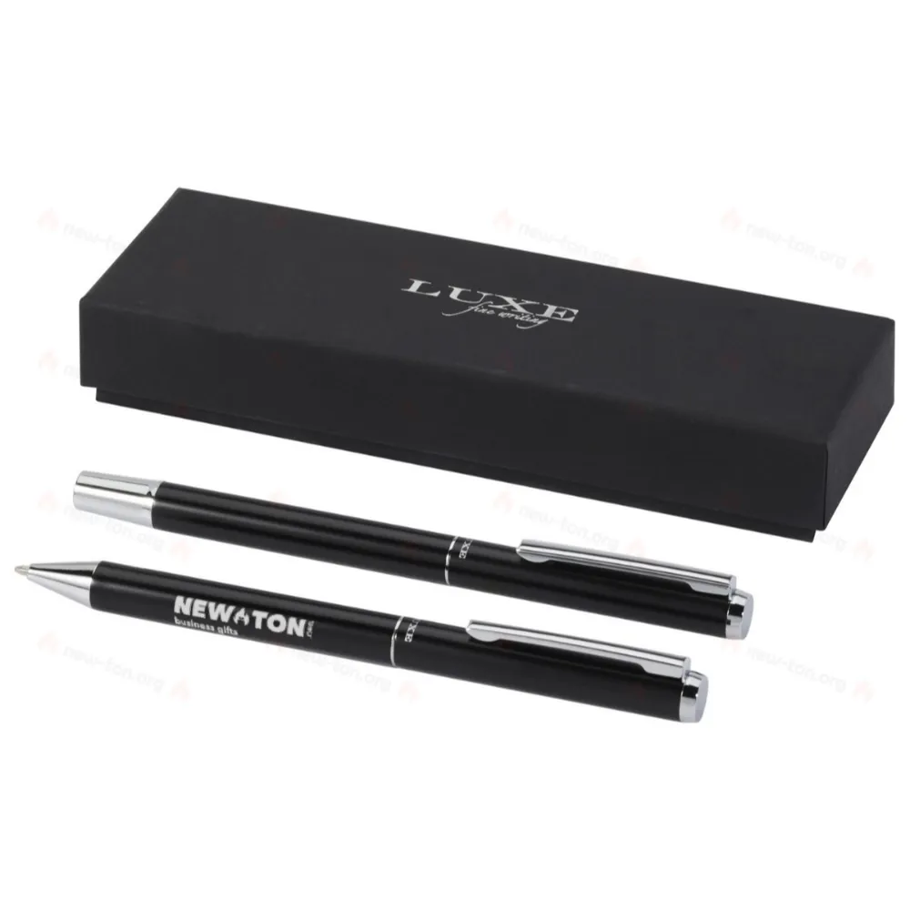 Набор подарочный Lucetto, включающий шариковую ручку из переработанного алюминия и шариковое перо.