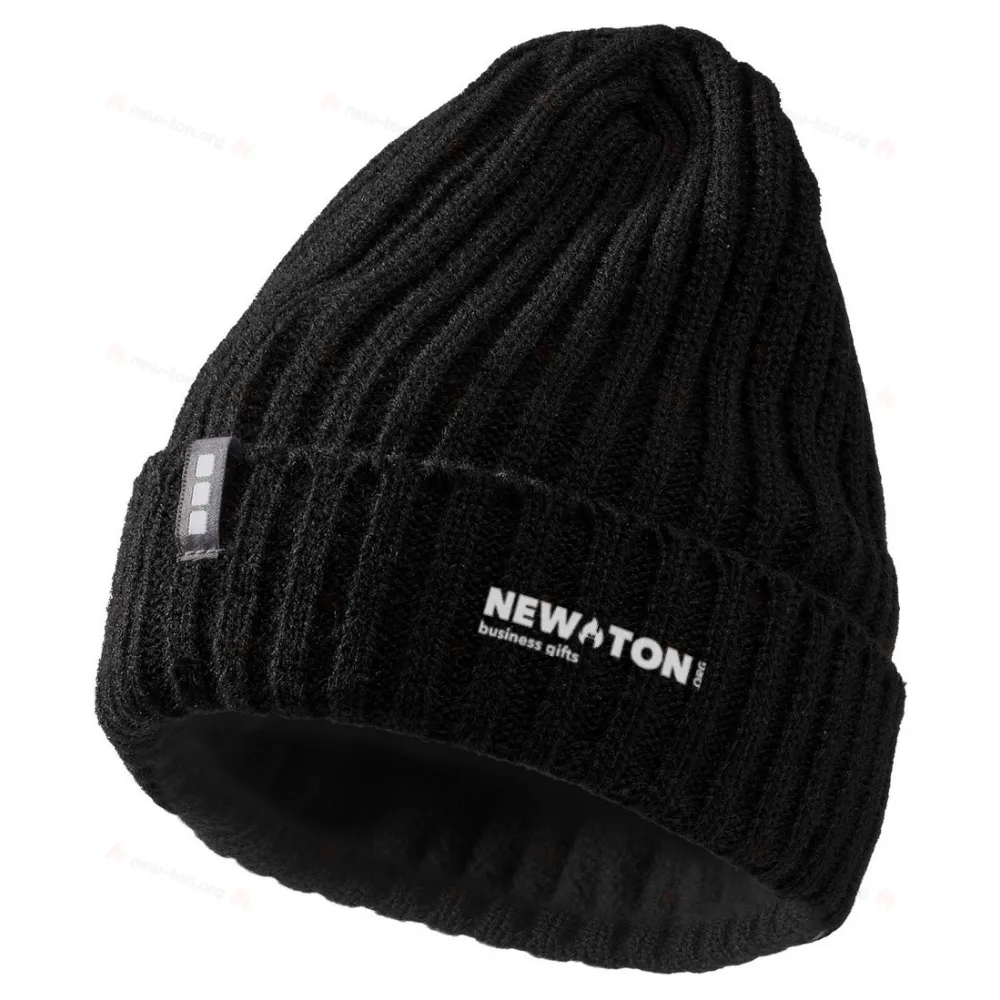 
                                                Spire beanie
                                                