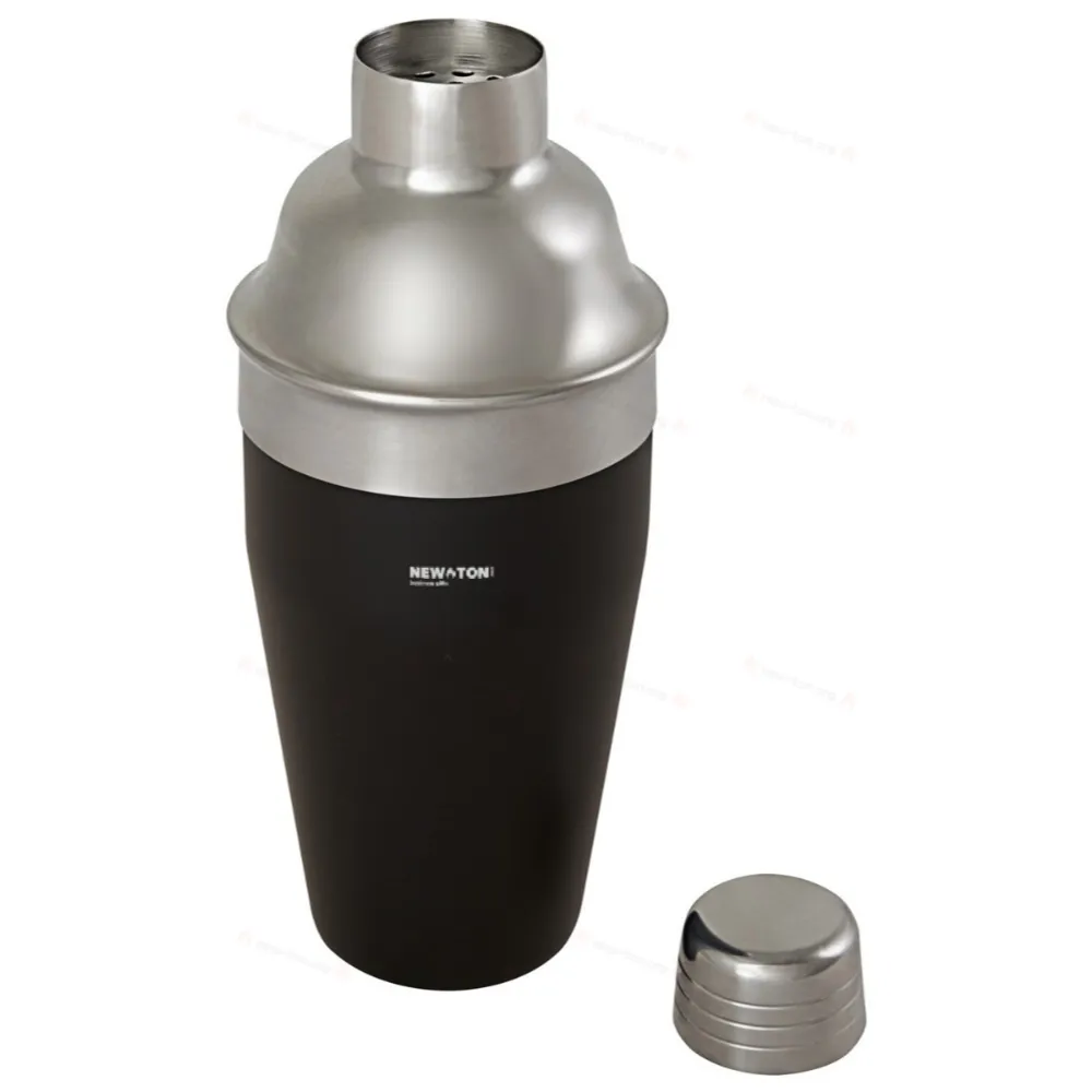 
                                                Gaudie stainless steel cocktail shaker made from recycled materials.
                                                