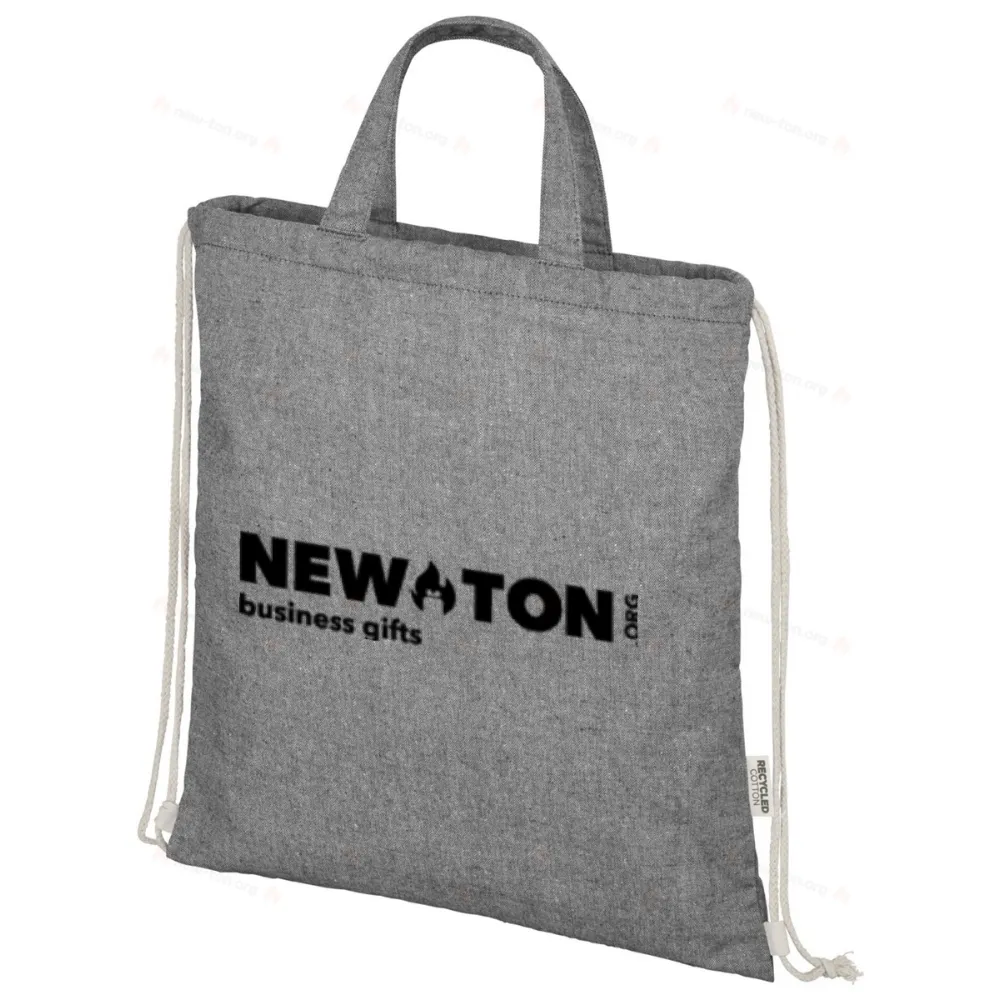 
                                            Pheebs' backpack with a drawstring.
                                            