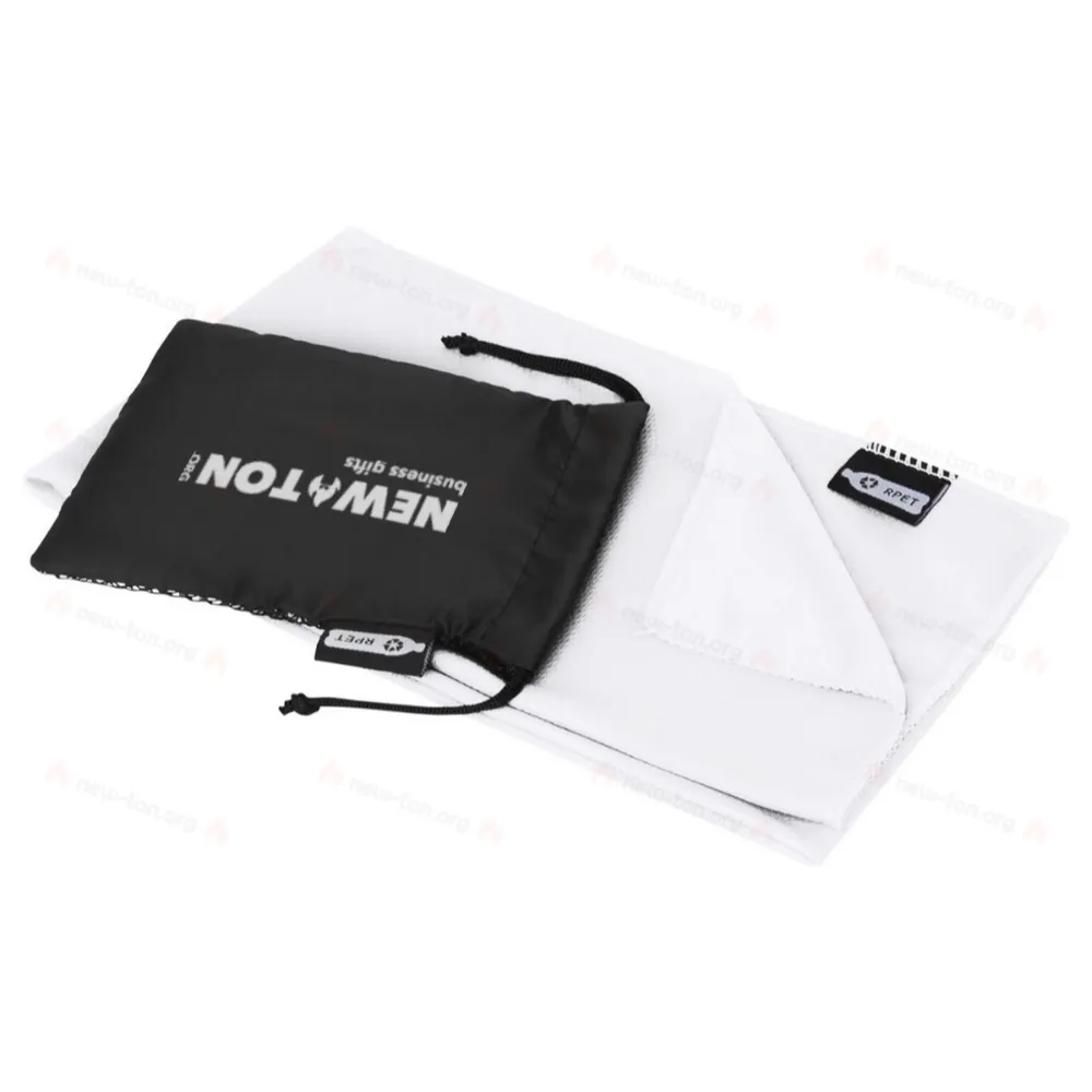 Охлаждающее полотенце Raquel, изготовленное из переработанного ПЭТ