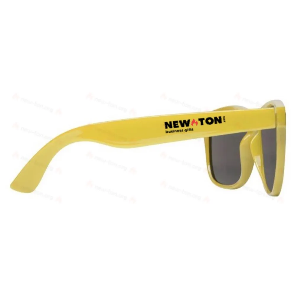 
                                            Sun Ray rPET sunglasses
                                            