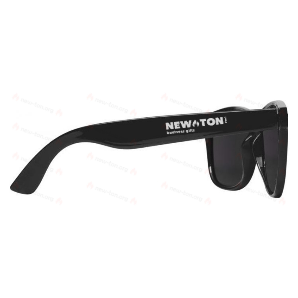 Солнцезащитные очки Sun Ray из переработанного PET