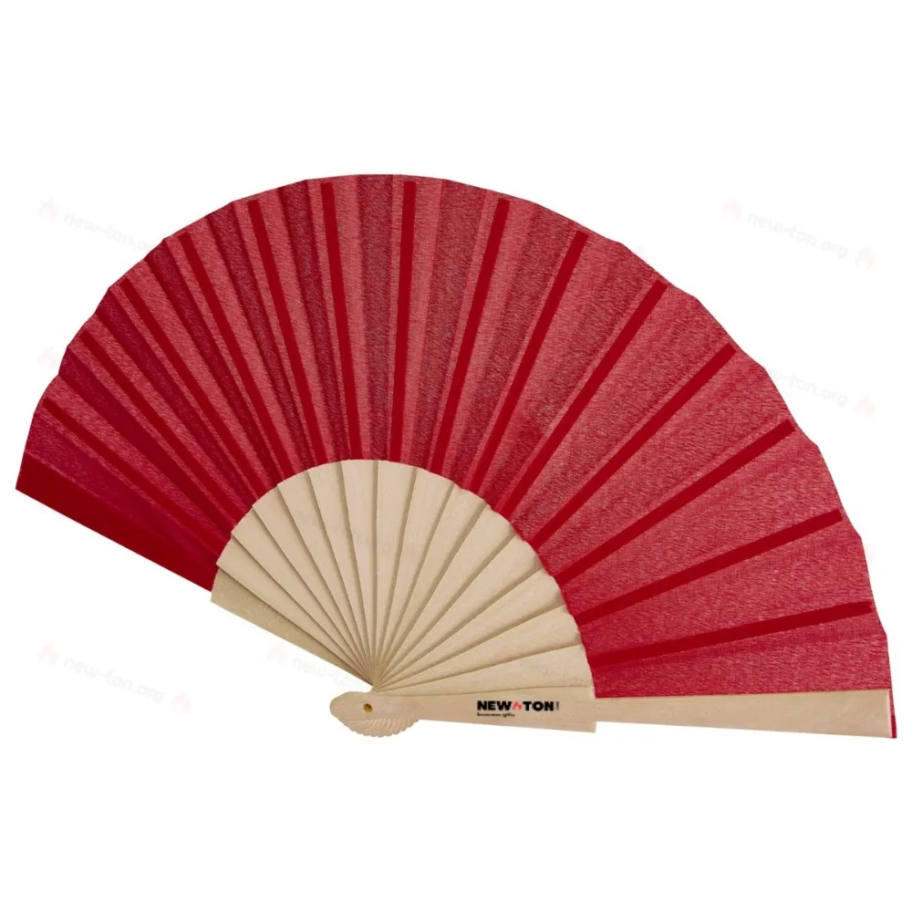 
                                            Manuela has a hand fan.
                                            