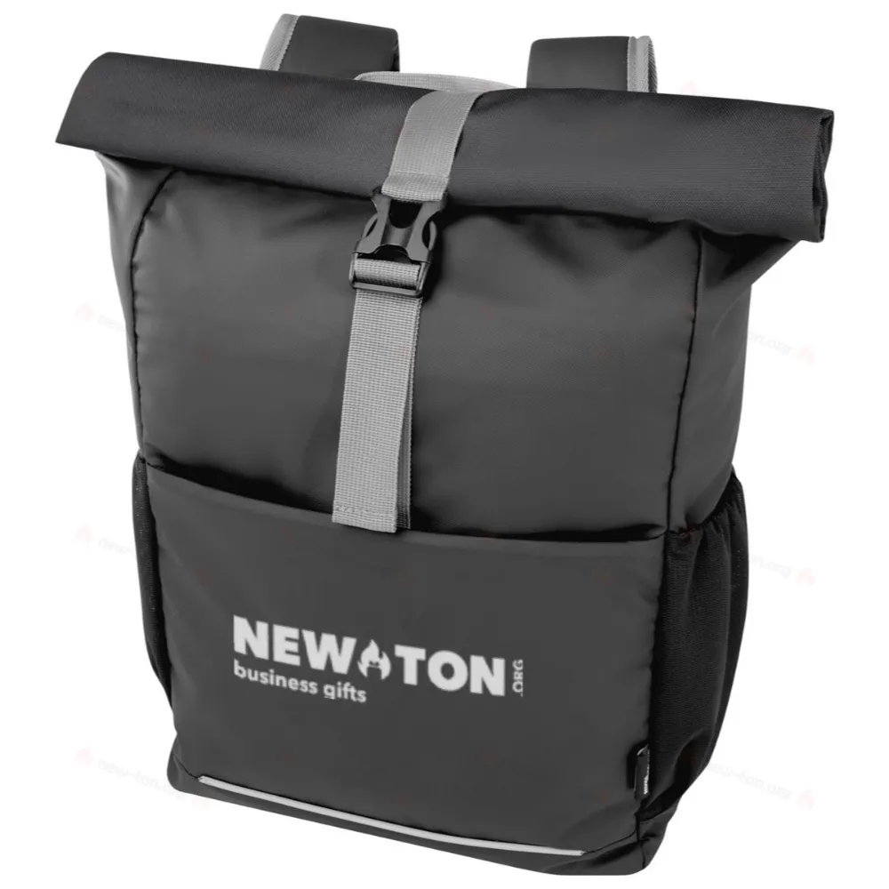 
                                            Aqua waterproof bicycle bag with a capacity of 20 liters for a 15-inch laptop made from recycled materials with GR certification.
                                            