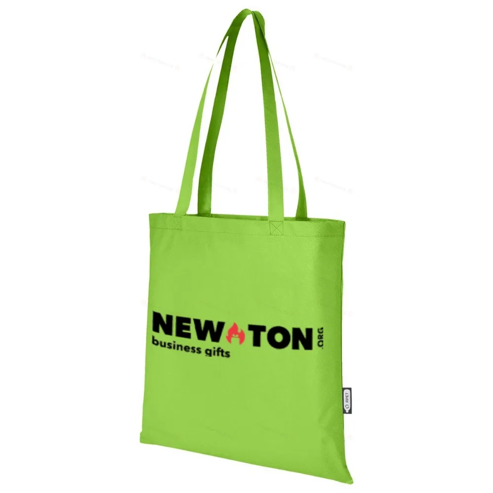 
                                            Zeus is a traditional shopping bag with a capacity of 6 liters made of recycled non-woven fabric with GRS certification.
                                            