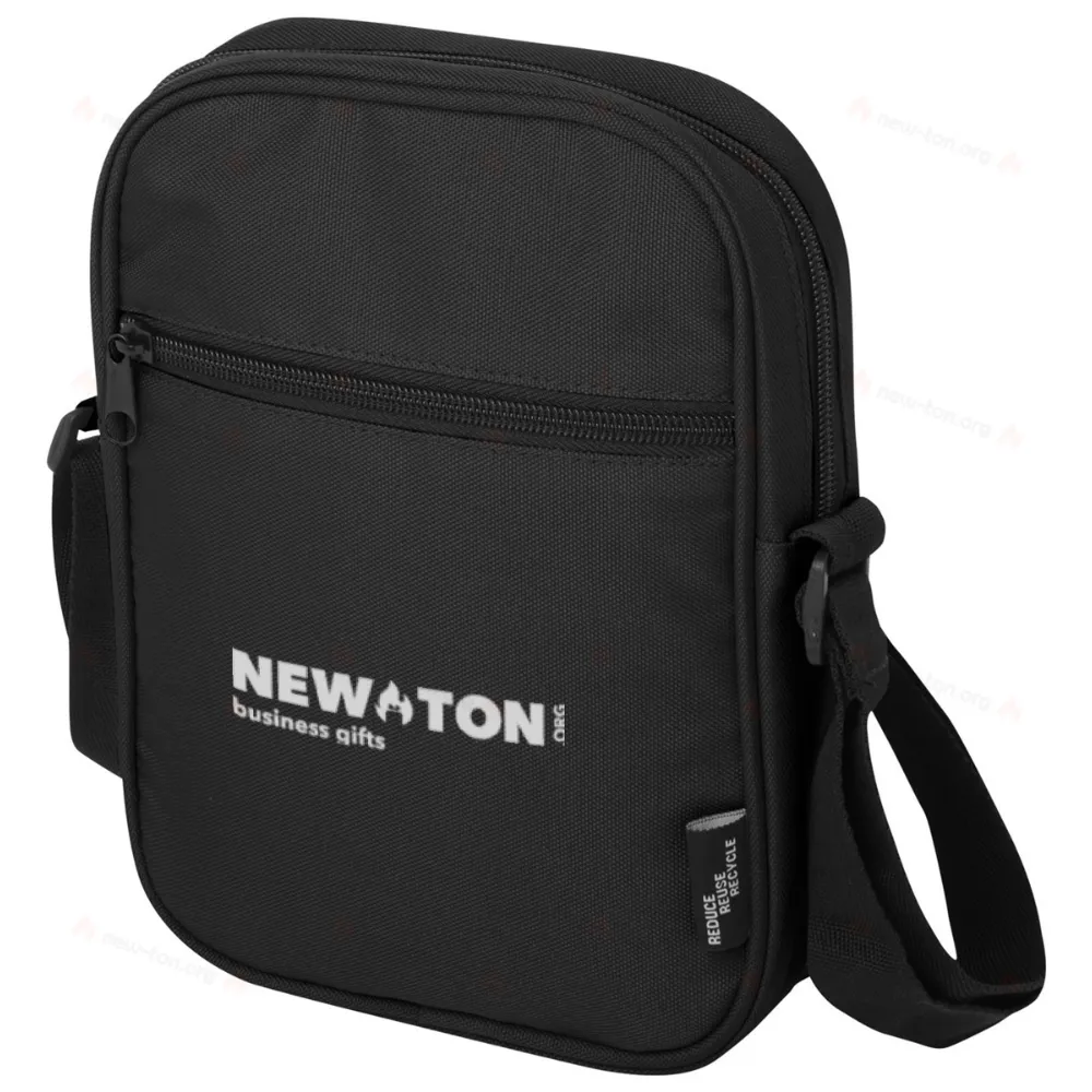 Сумка Byron на плечо объемом 2 литра, изготовленная из переработанных материалов с сертификатом GRS.