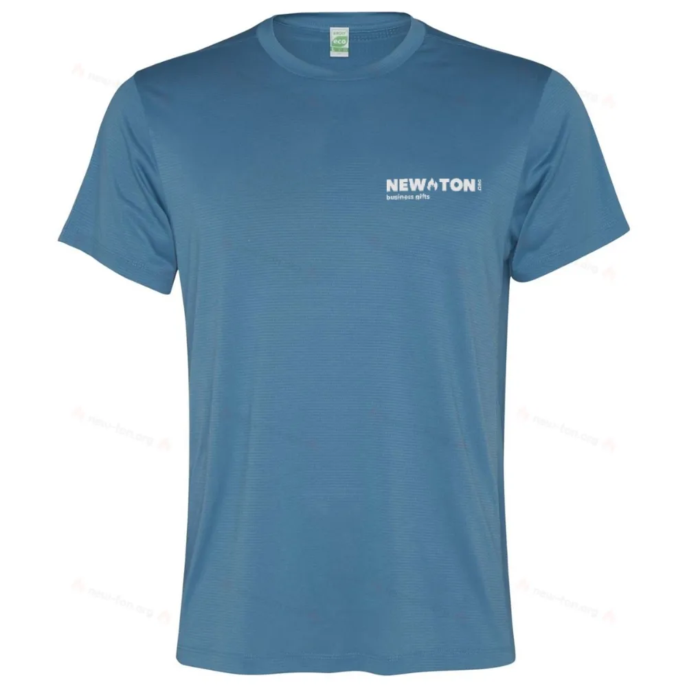 Спортивная мужская футболка с короткими рукавами.