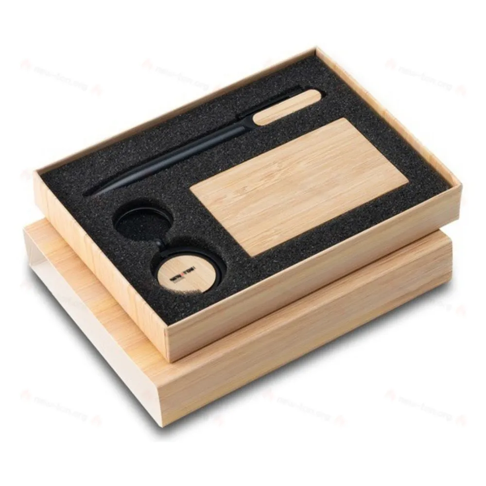 
                                            Hampton Gift Set, brown
                                            