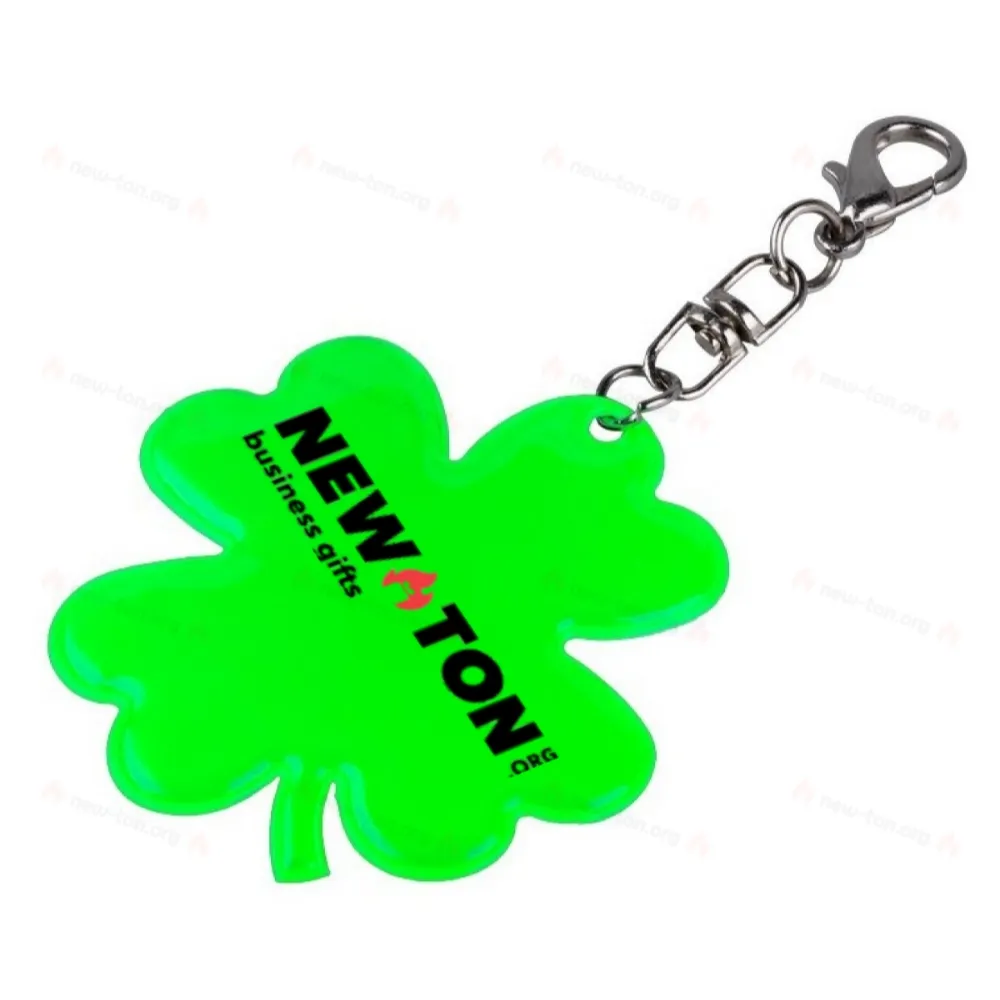 
                                            Lucky Clover safety keyring, green
                                            