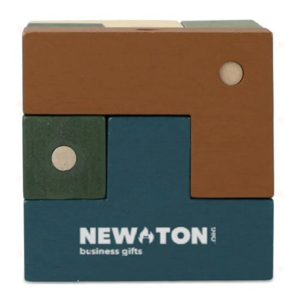 Деревянная кубическая головоломка для развития логики