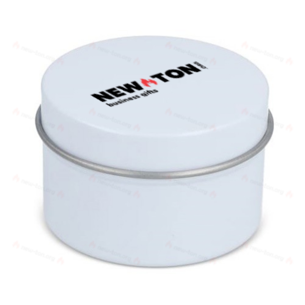 Ароматическая свеча в круглой переработанной банке