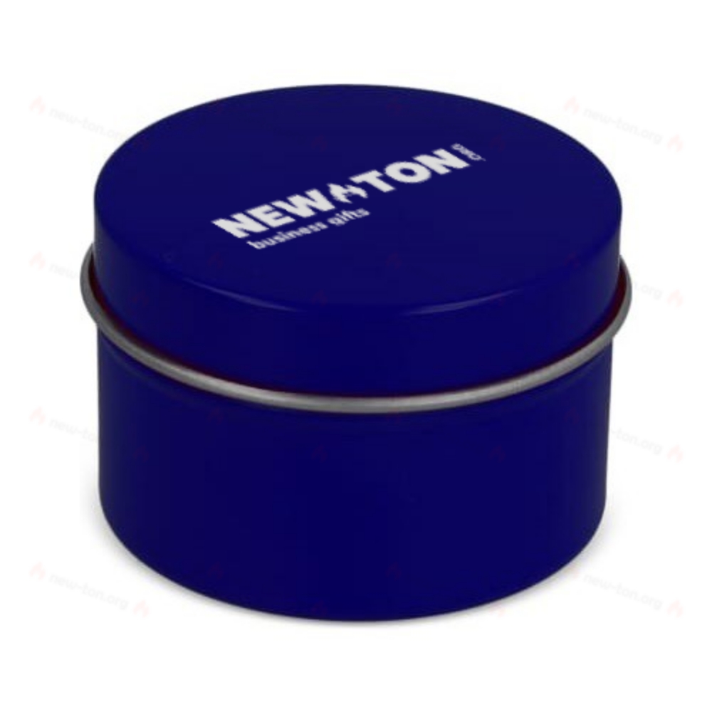 Ароматическая свеча в круглой переработанной банке