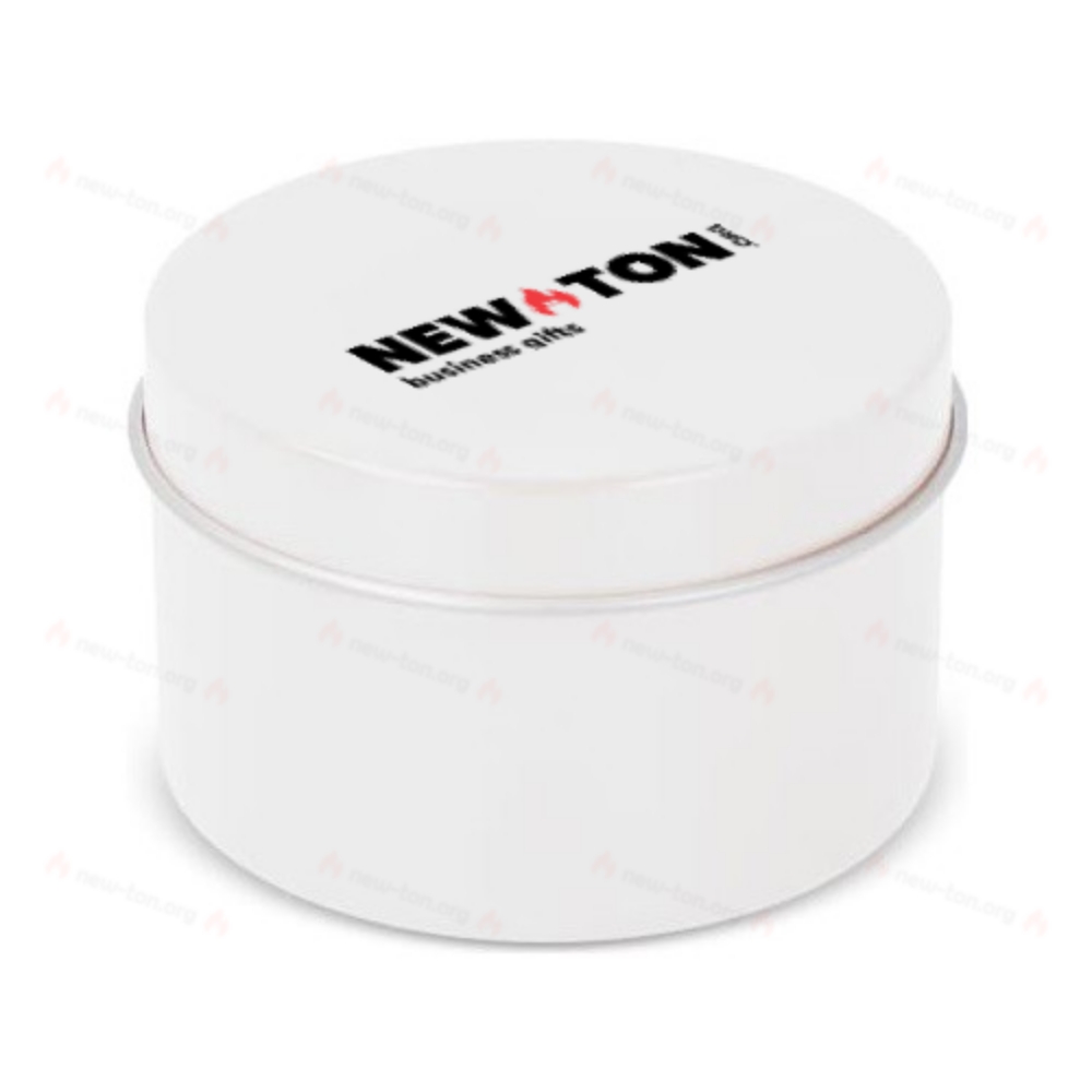 Ароматическая свеча в большой переработанной банке