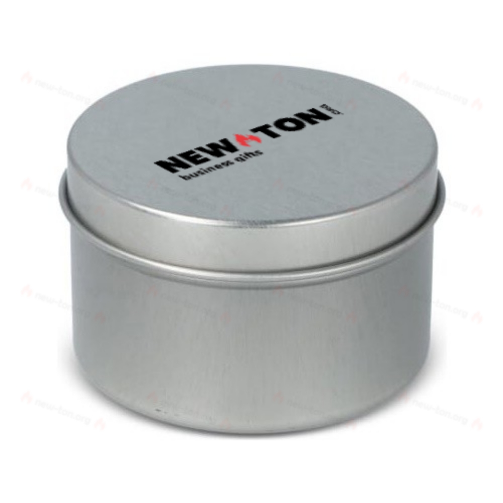 Ароматическая свеча в большой переработанной банке