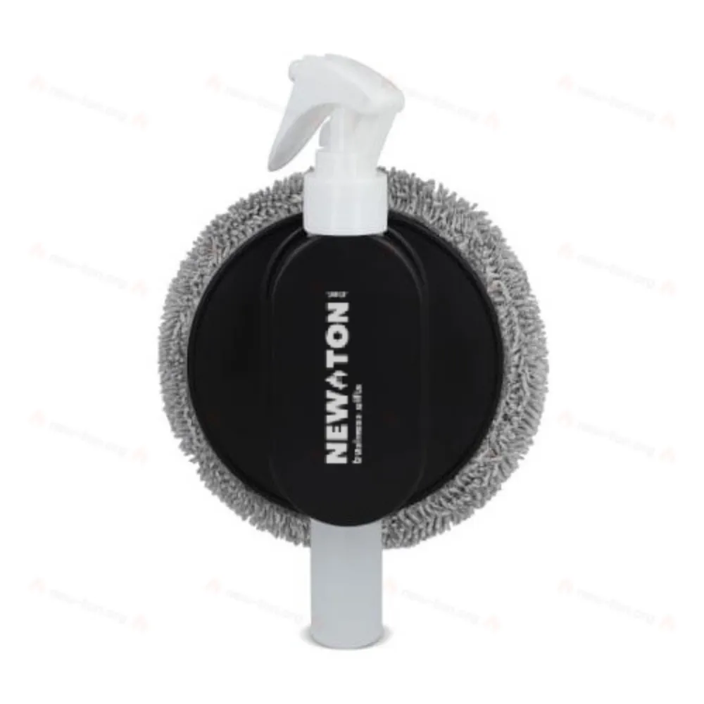 
                                            2-in-1 spray and cleaning rag
                                            