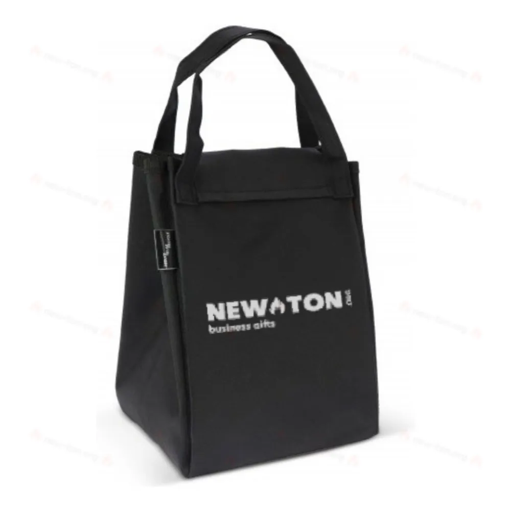 
                                            Folded cooler bag & picnic mat
                                            