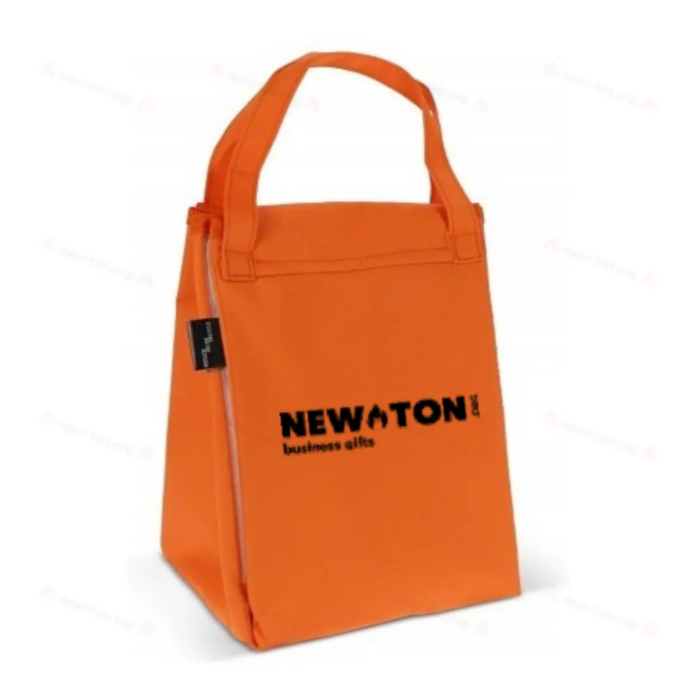 
                                                Folded cooler bag & picnic mat
                                                