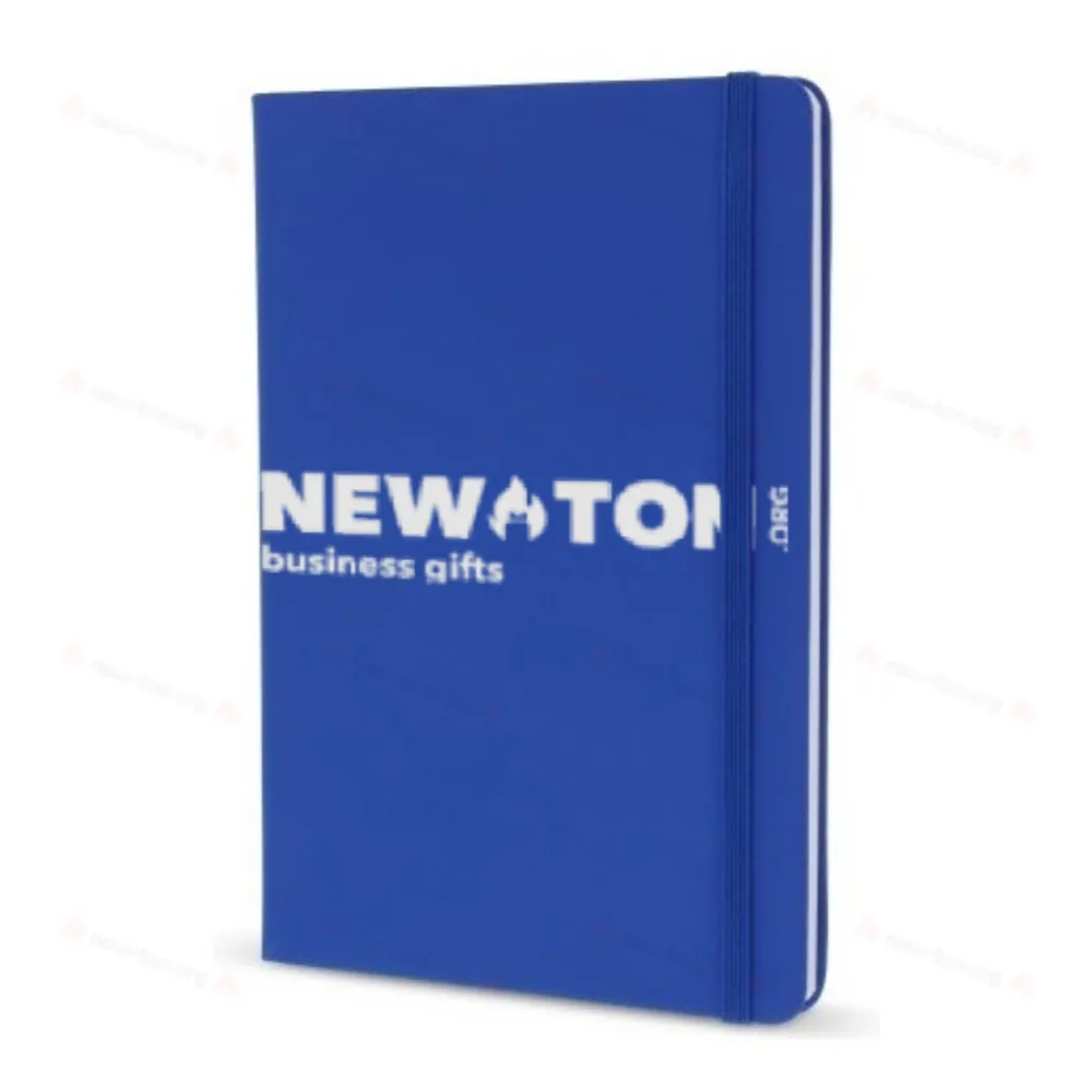 Блокнот формата A5 с обложкой из искусственной кожи и страницами с сертификатом FSC. Блокнот формата A5 с обложкой из искусственной кожи и страницами с сертификатом FSC.