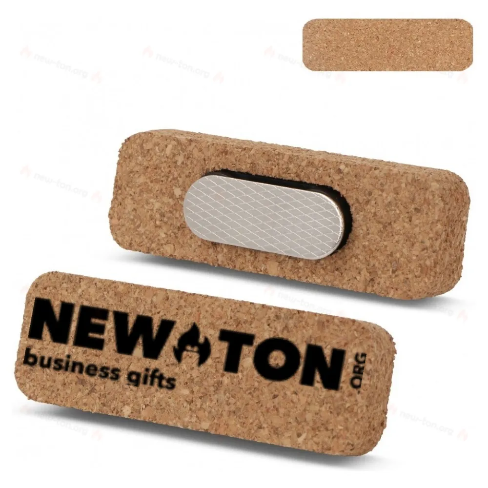 Значок из пробки с магнитом